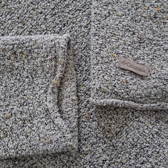 Columbia Vintage Women's Bouclé Textured Knit Pullover Sweater - Picture 8 of 12